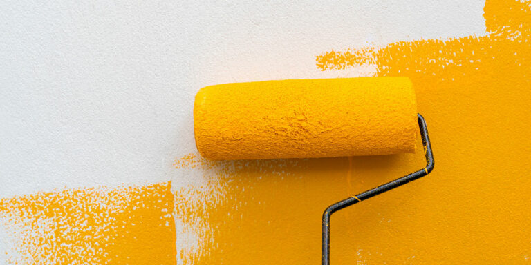 Comment nettoyer votre pinceau et votre rouleau de peinture