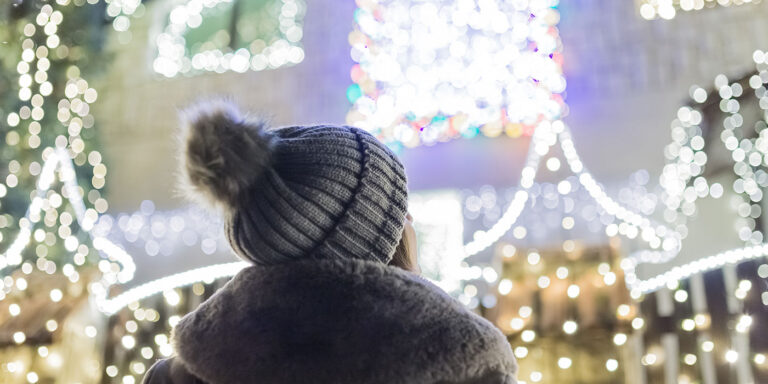 Créer une décoration luminieuse de Noël parfaite pour l&rsquo;extérieur